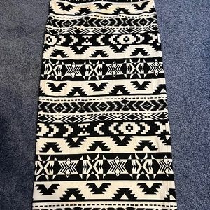 Selling beautiful Aztec print skirt